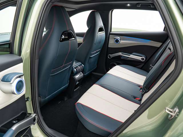 BYD BYD ATTO 3 12