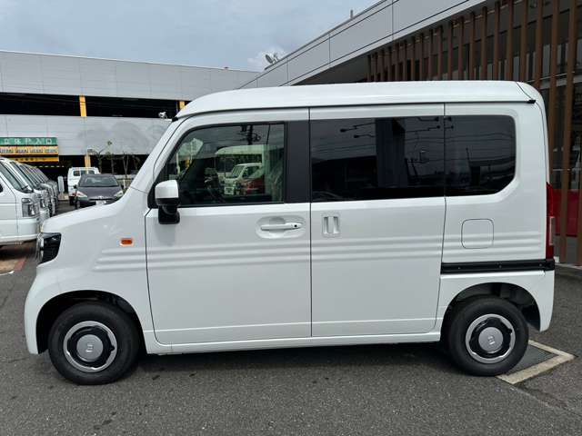 Honda N-VAN 12