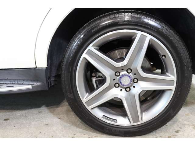 Mercedes-Benz GLE 9