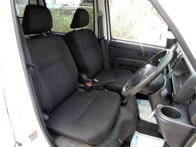 Daihatsu Hijet Deck Van 9