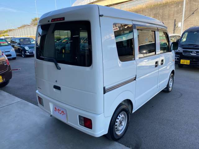 Nissan NV100 Clipper 10