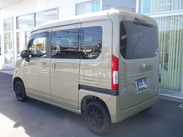Honda N-VAN 8