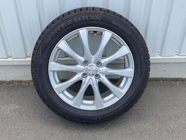 Toyota Raize 10