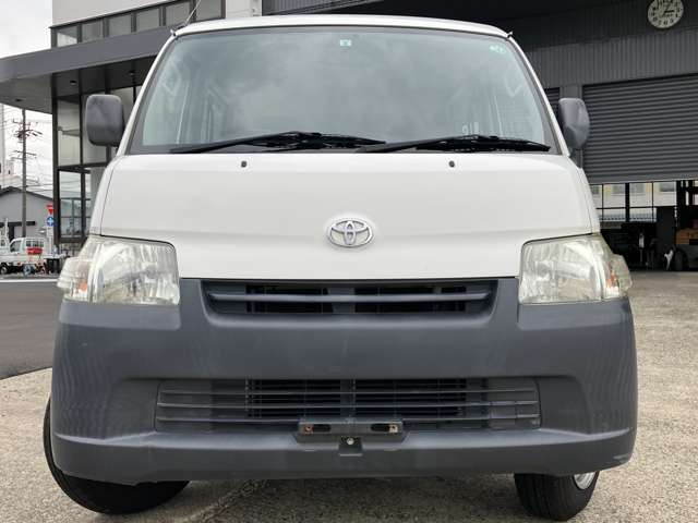 Toyota Light Ace Van 5