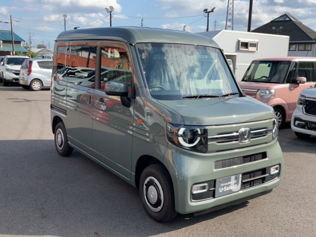 Honda N-VAN 9