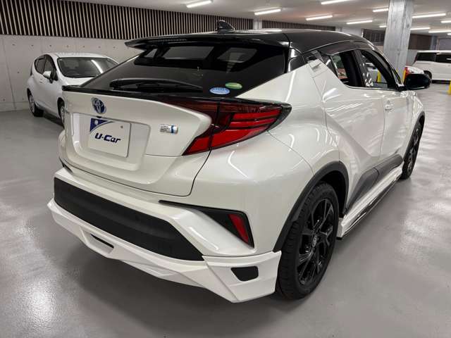 Toyota C-HR 11