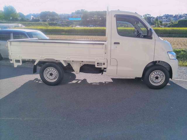 Toyota Town Ace Truck 3