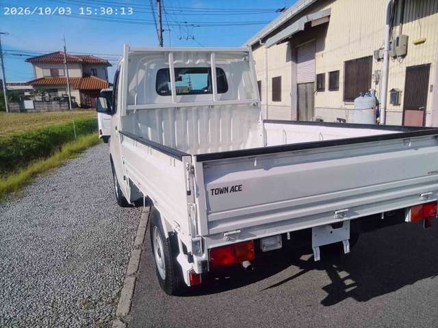 Toyota Town Ace Truck 5