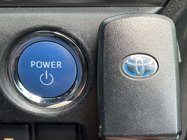 Toyota Esquire 12
