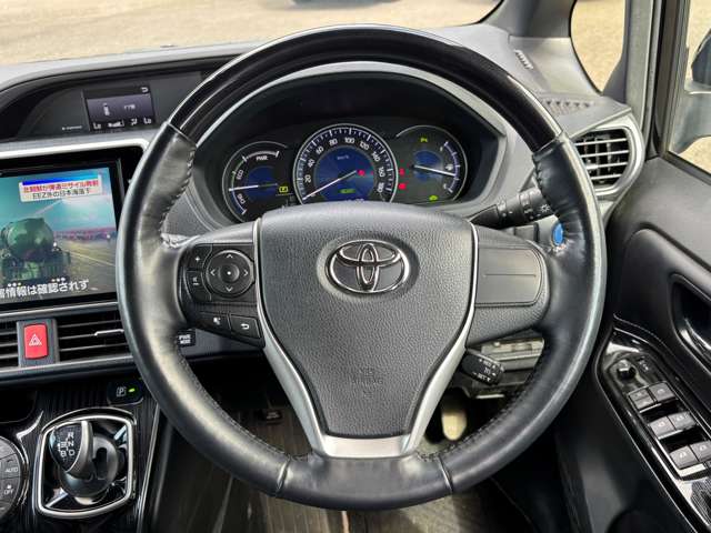 Toyota Esquire 9