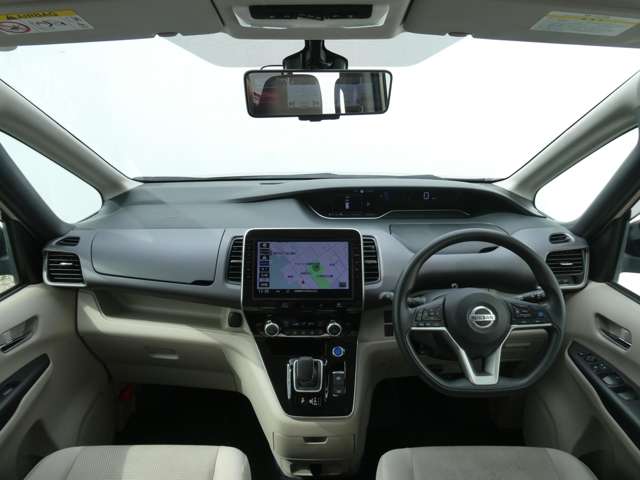 Nissan Serena 10