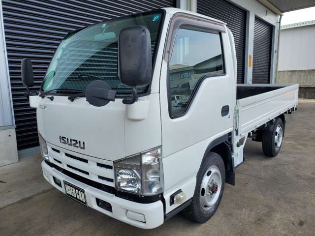 Isuzu Elf 3