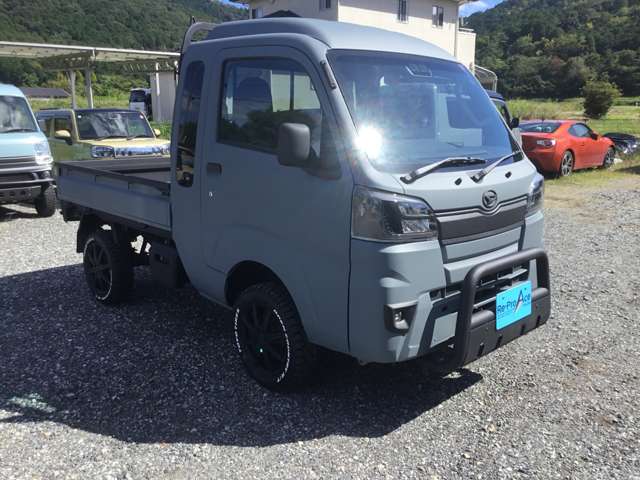 Daihatsu Hijet Truck 2