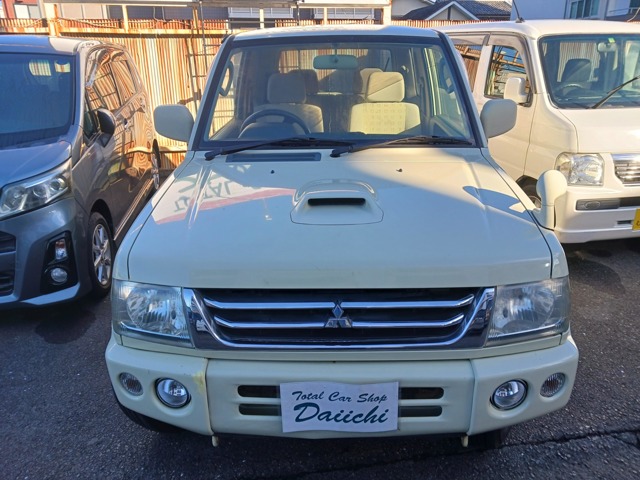 Mitsubishi Pajero Mini 2