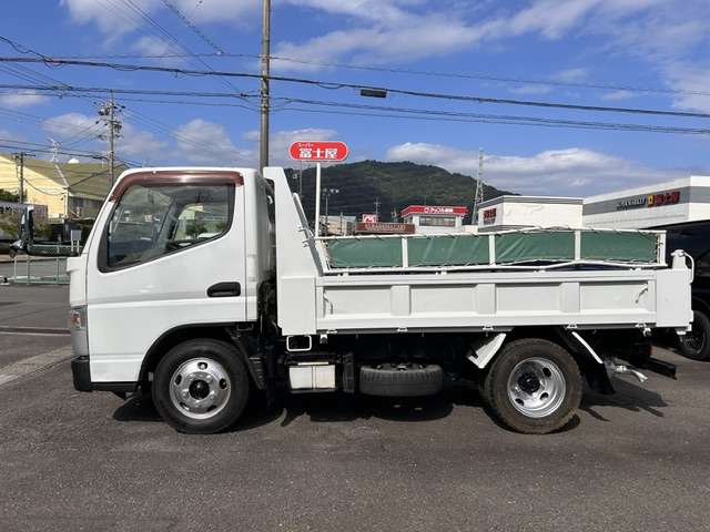 Mitsubishi Fuso Canter 4