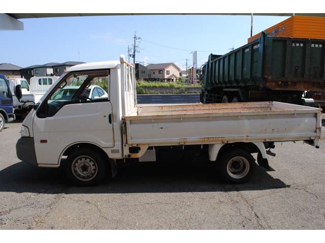 Nissan Vanette Truck 11