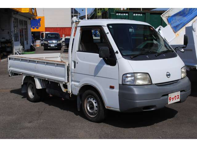 Nissan Vanette Truck 6