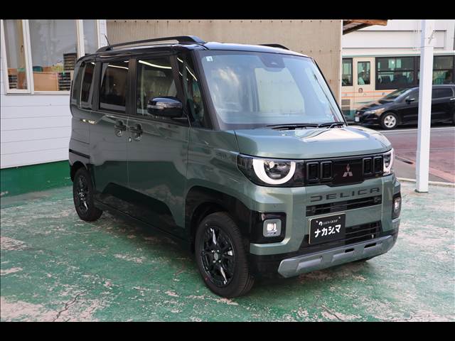 Mitsubishi Delica Mini 10
