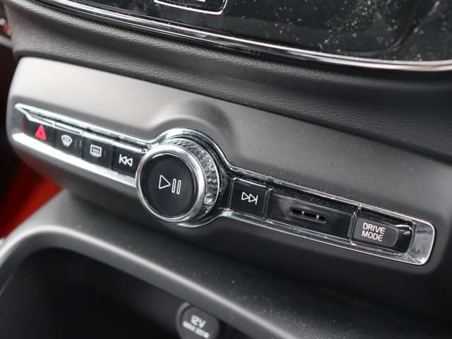 Volvo XC40 10
