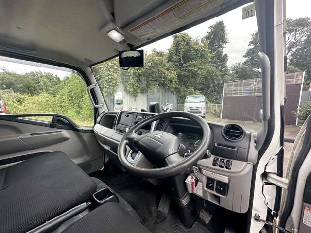Mitsubishi Fuso Canter 12