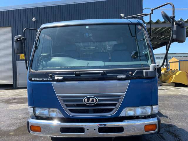 UD Trucks Condor 2