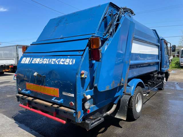 UD Trucks Condor 5