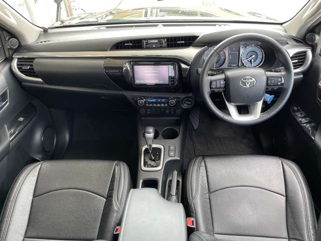 Toyota Hilux 3