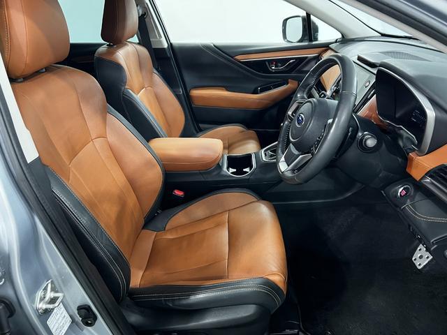 Subaru Legacy Outback 4
