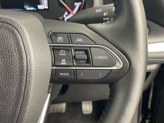 Toyota Voxy 12