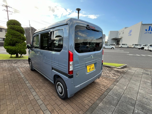 Honda N-VAN 4