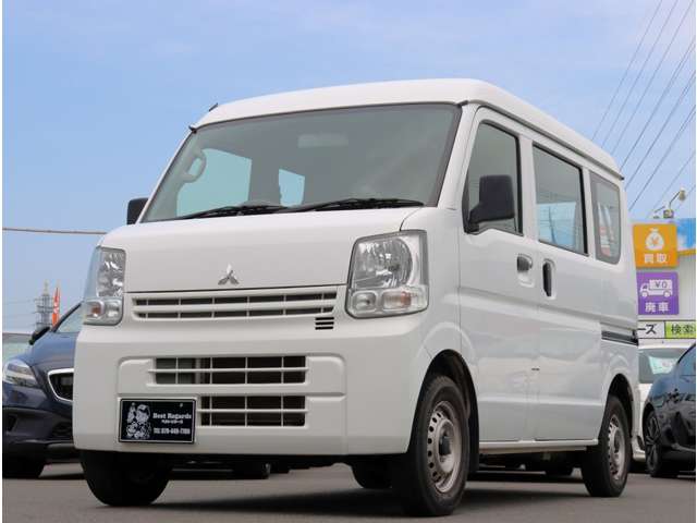 Mitsubishi Minicab Van 6