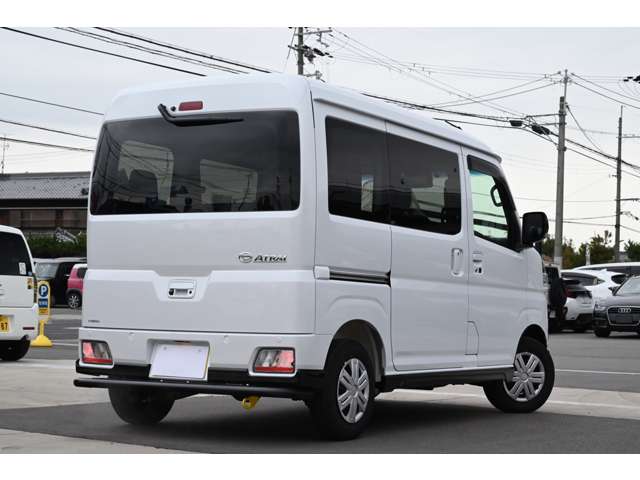 Daihatsu Atrai 5