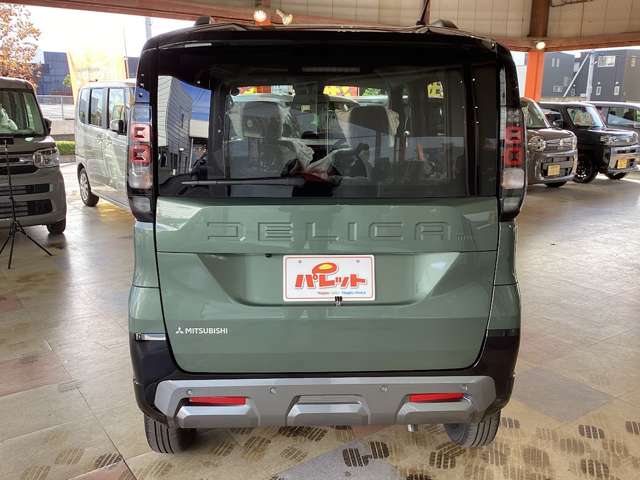 Mitsubishi Delica Mini 10