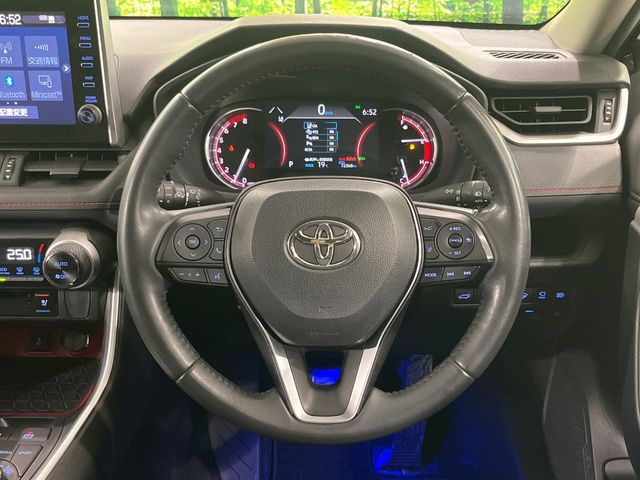 Toyota RAV4 11