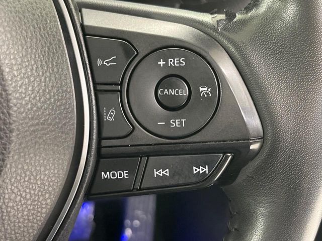 Toyota RAV4 6