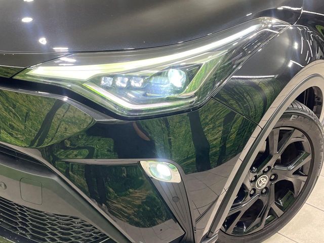 Toyota C-HR 12