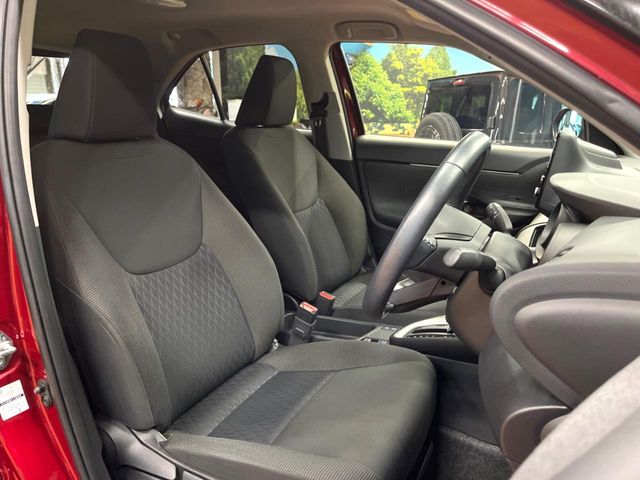 Toyota Yaris Cross 8