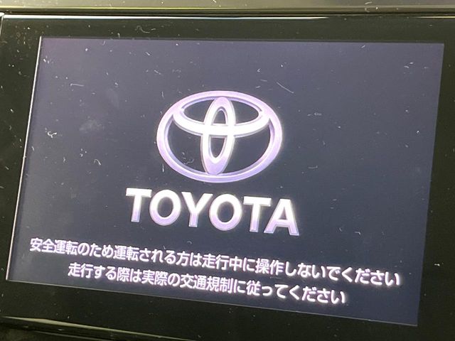 Toyota Alphard 3