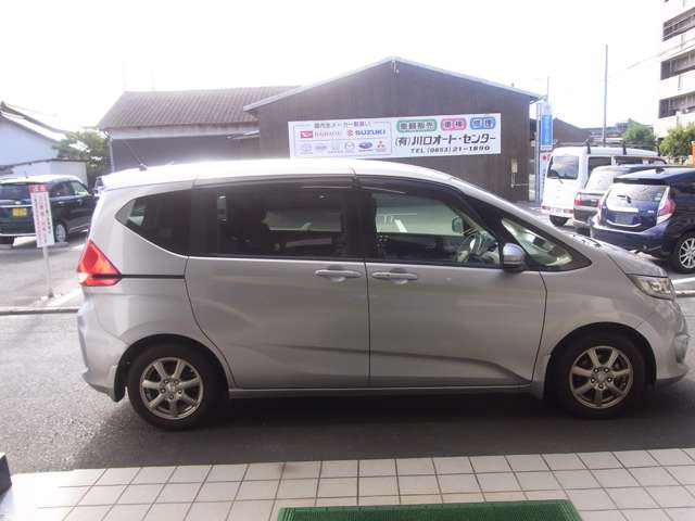 Honda Freed 4