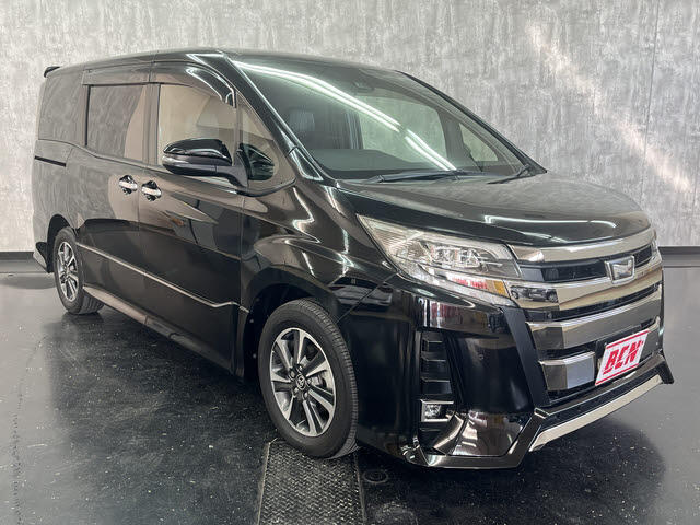 Toyota Noah 2