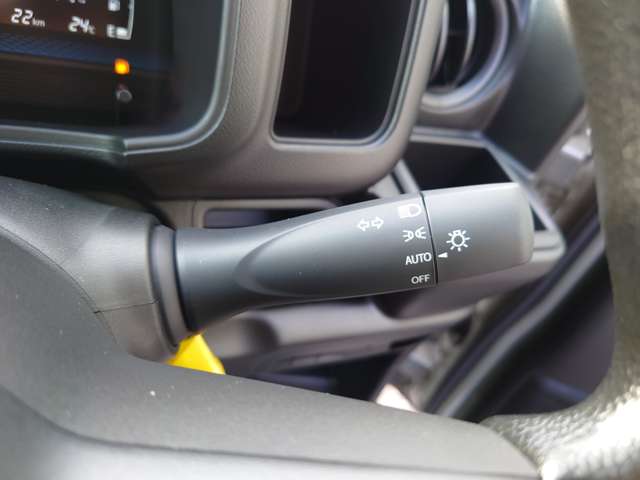 Suzuki Every 12