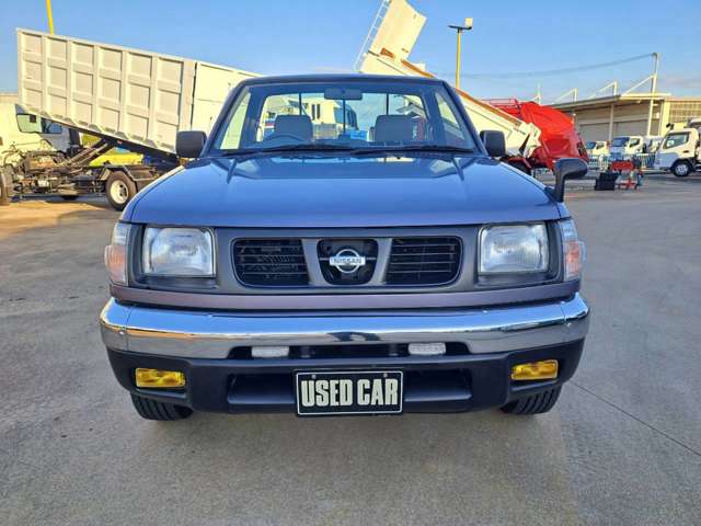 Nissan Datsun 2