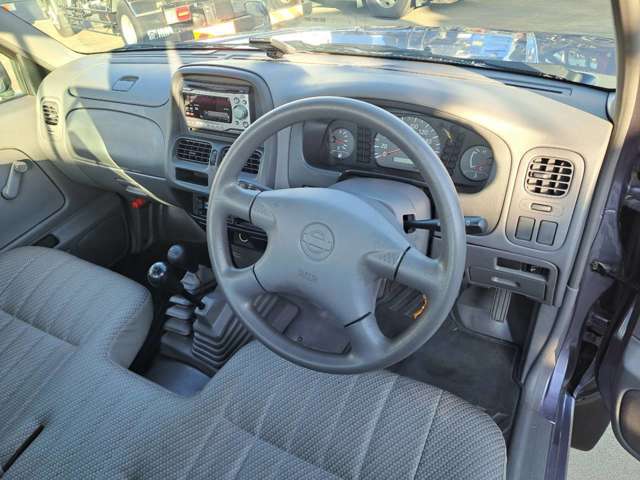 Nissan Datsun 10