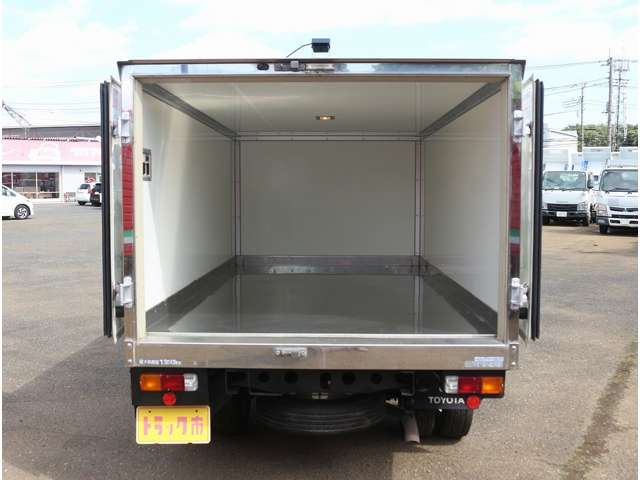 Toyota Dyna 2