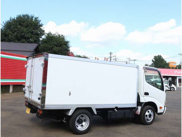Toyota Dyna 9