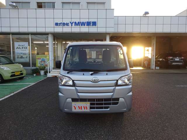 Daihatsu Hijet Truck 2