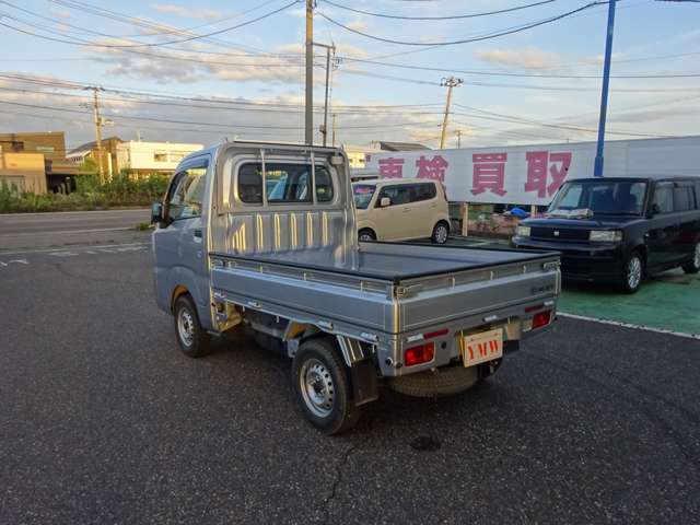 Daihatsu Hijet Truck 7