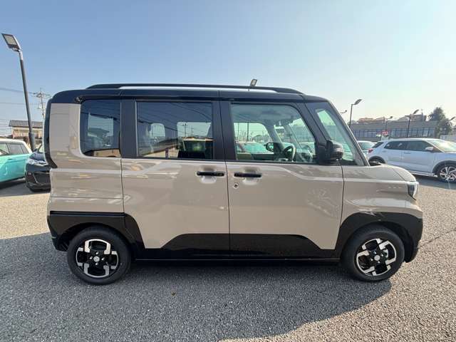 Mitsubishi Delica Mini 6