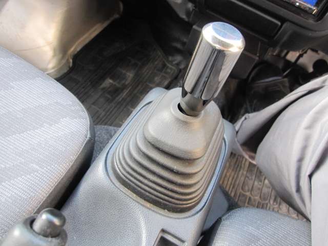 Suzuki Carry 8