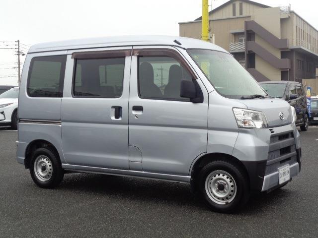Daihatsu Hijet Cargo 7